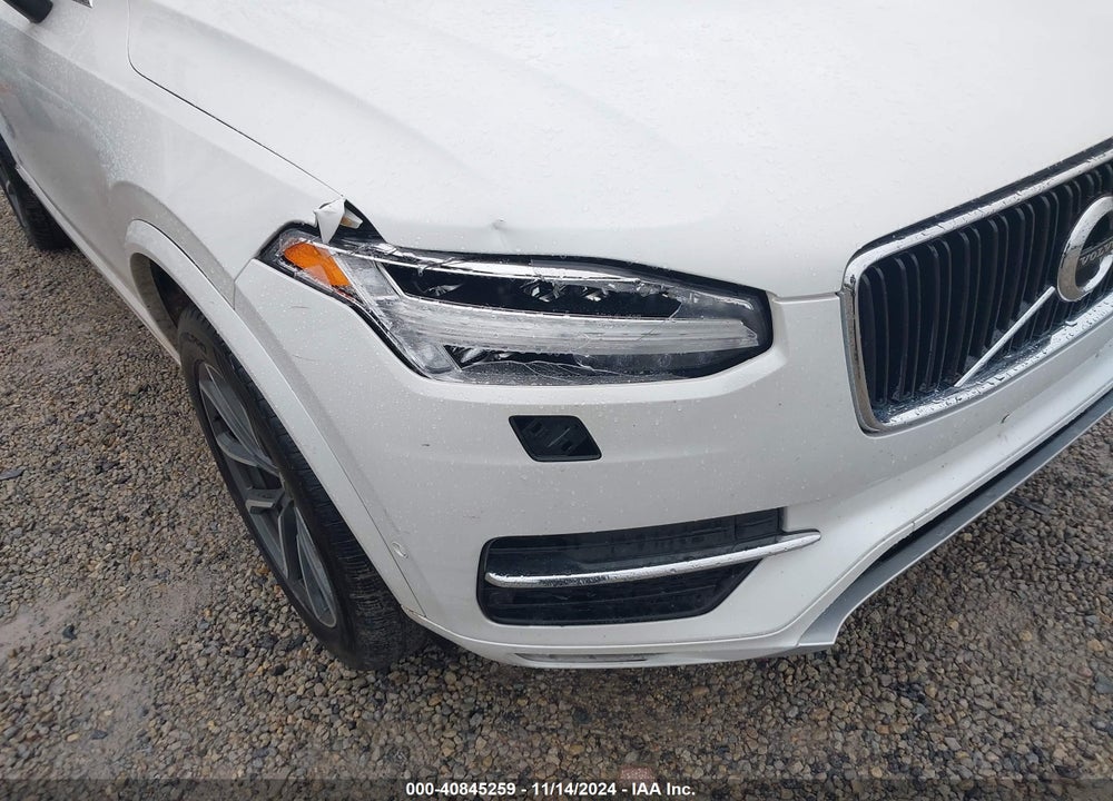 2017 VOLVO XC90 T6 MOMENTUM VIN: YV4A22PK7H1137229