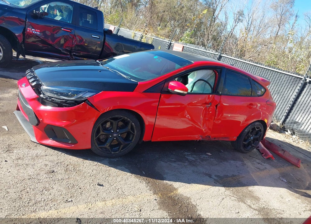 2013 FORD FOCUS ST VIN: 1FADP3L93DL142930