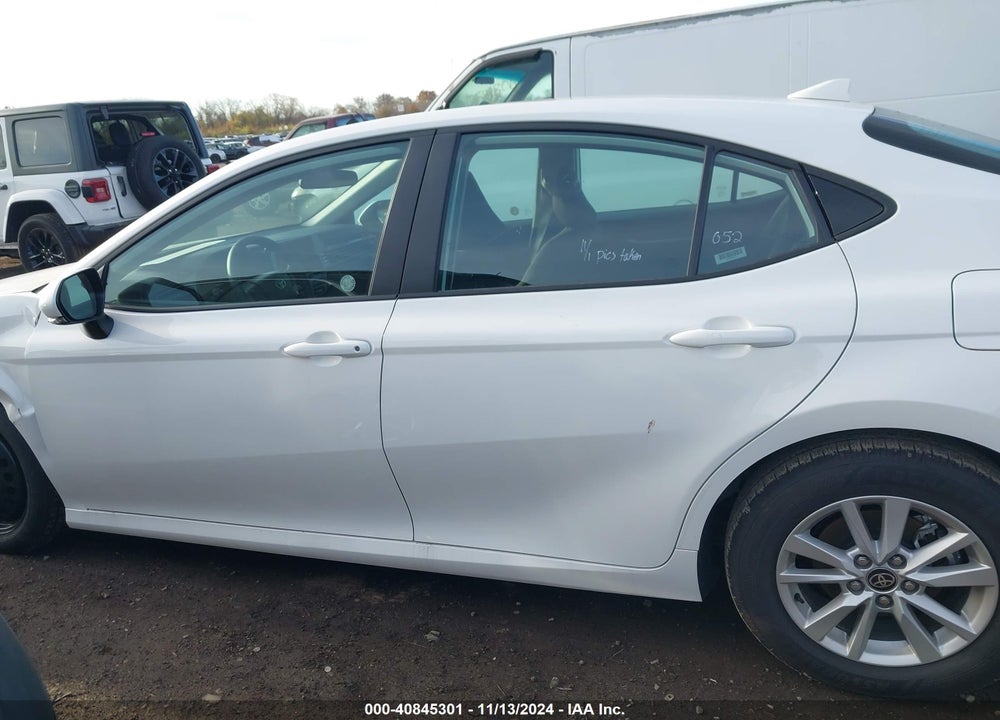 2025 TOYOTA CAMRY LE VIN: 4T1DAACK6SU017507