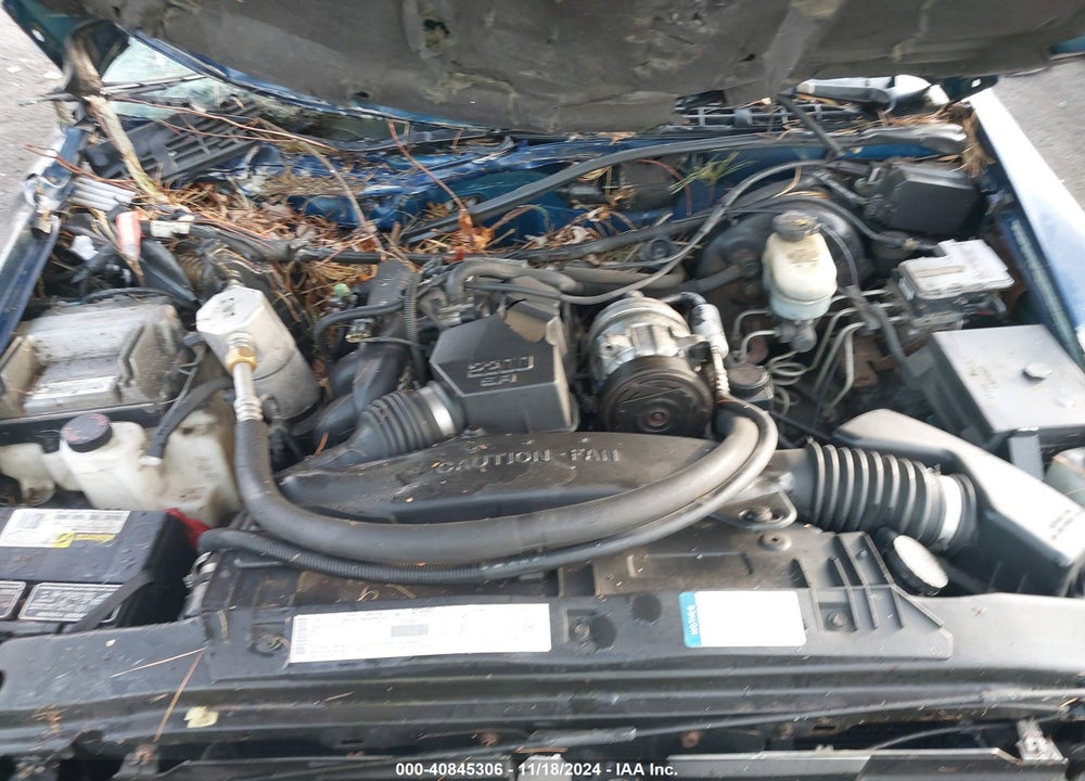 2000 CHEVROLET S-10 LS VIN: 1GCCS1441YK185069