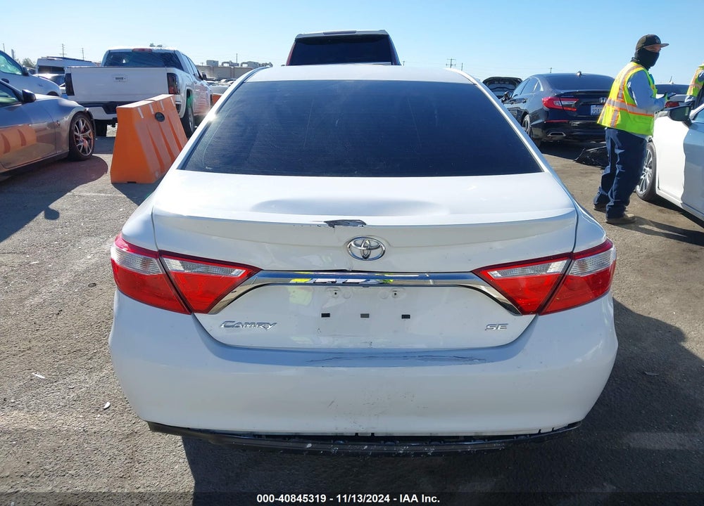 2017 TOYOTA CAMRY SE VIN: 4T1BF1FK6HU322616