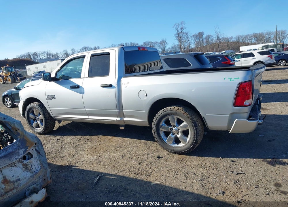 2019 RAM 1500 CLASSIC EXPRESS  4X4 6'4" BOX VIN: 1C6RR7FG7KS543029