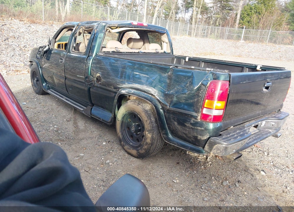 2001 CHEVROLET SILVERADO 1500 LS VIN: 2GCEC19TX11282458