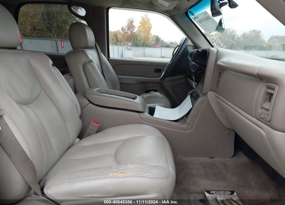 2004 CHEVROLET TAHOE LT VIN: 1GNEK13Z64J245635
