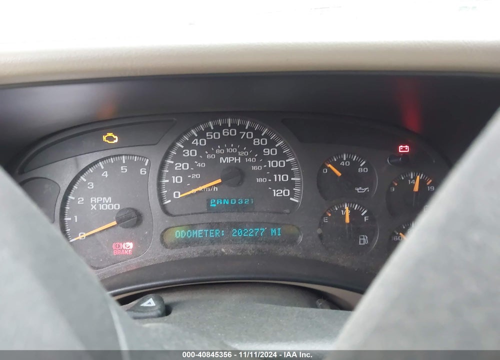 2004 CHEVROLET TAHOE LT VIN: 1GNEK13Z64J245635