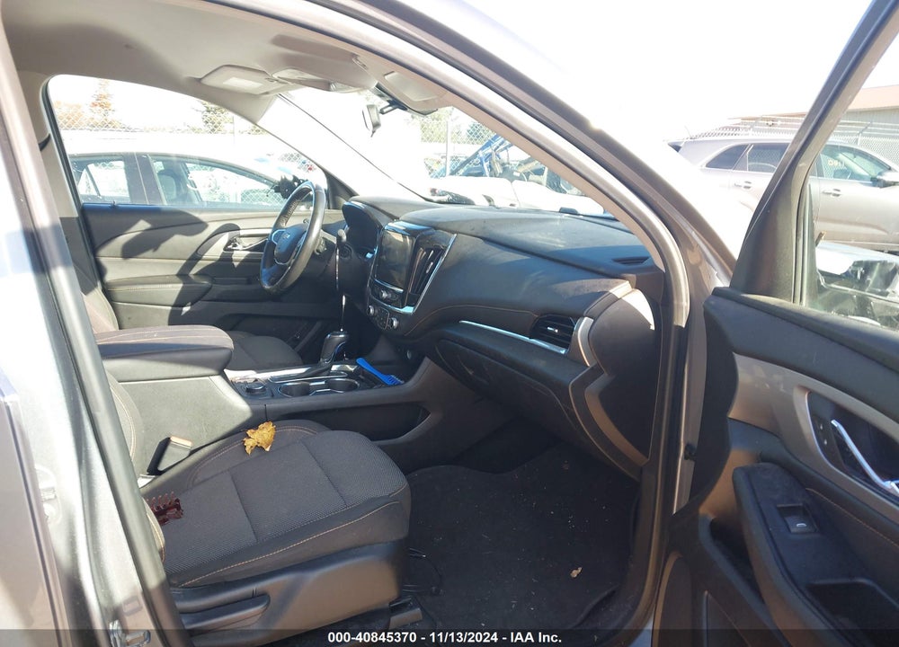2018 CHEVROLET TRAVERSE VIN: 1GNEVGKW2JJ229171