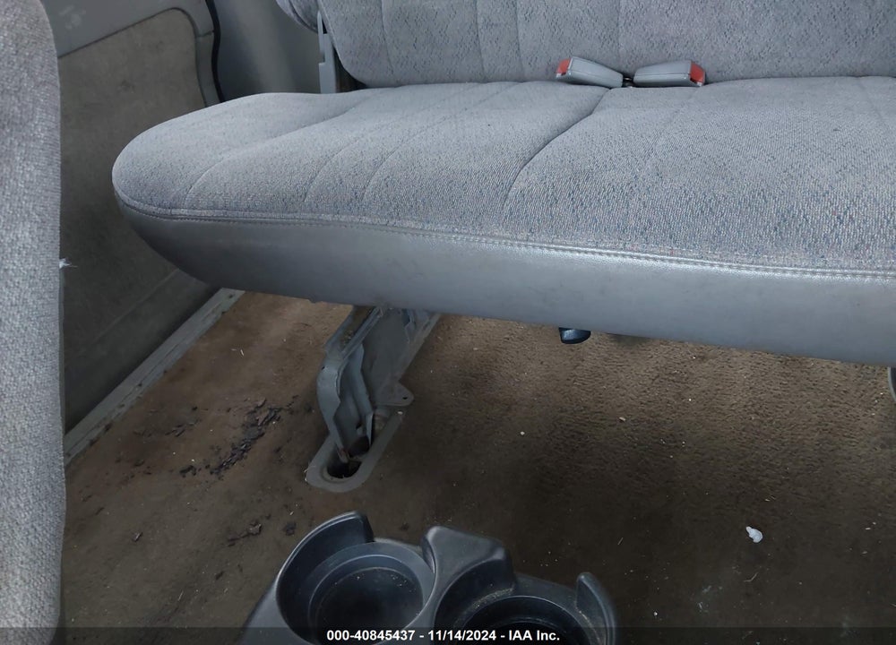 1999 CHEVROLET ASTRO VIN: 1GNEL19W2XB108734
