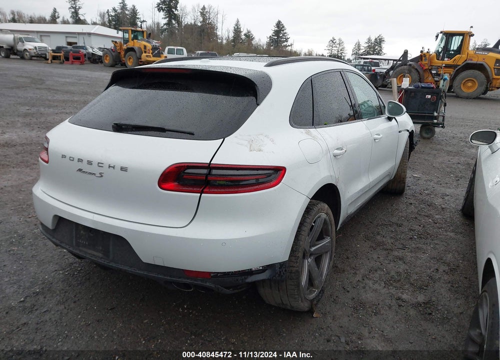 2017 PORSCHE MACAN S VIN: WP1AB2A57HLB20116