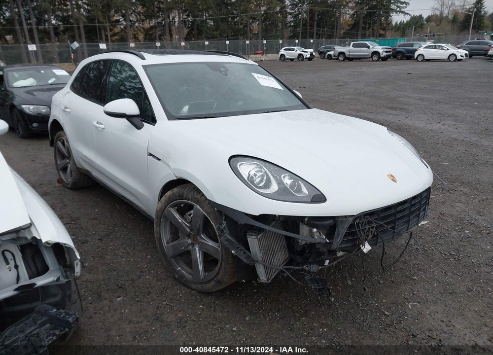 2017 PORSCHE MACAN S VIN: WP1AB2A57HLB20116