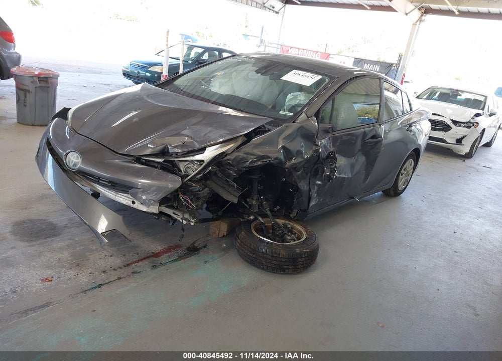 2017 TOYOTA PRIUS TWO VIN: JTDKBRFU7H3033671
