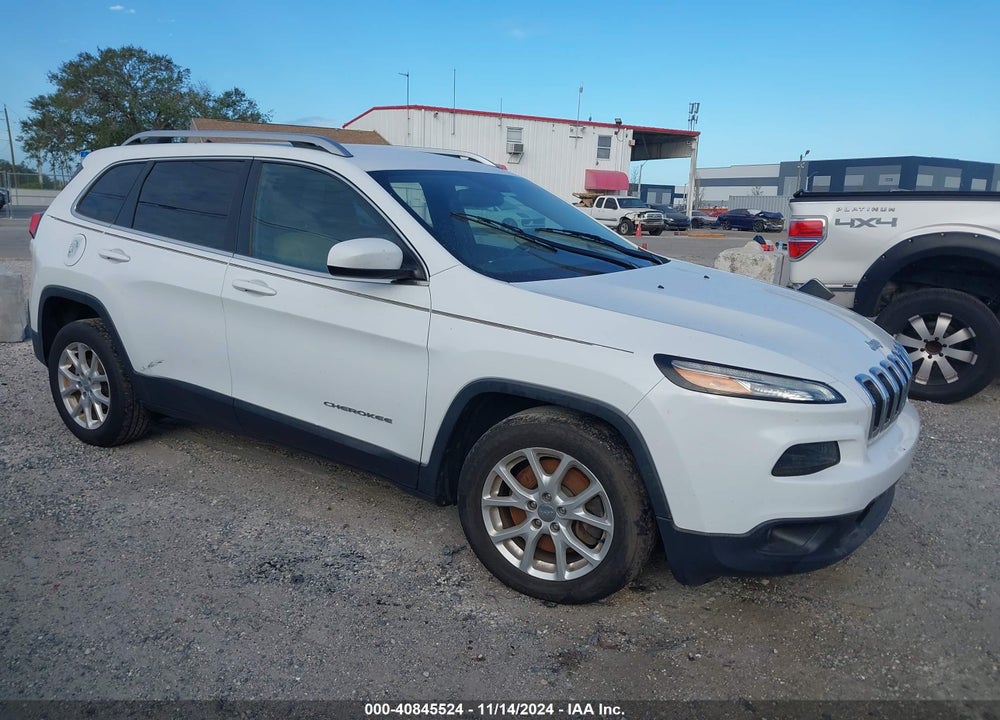 2015 JEEP CHEROKEE LATITUDE VIN: 1C4PJLCB7FW677644