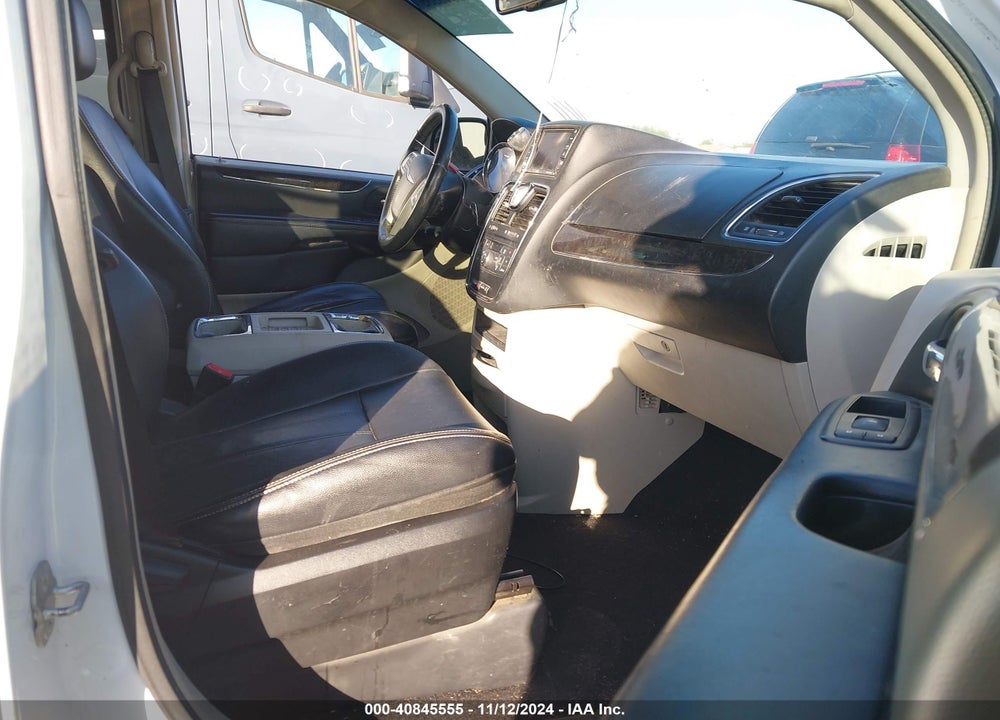 2014 CHRYSLER TOWN & COUNTRY TOURING VIN: 2C4RC1BG1ER273377