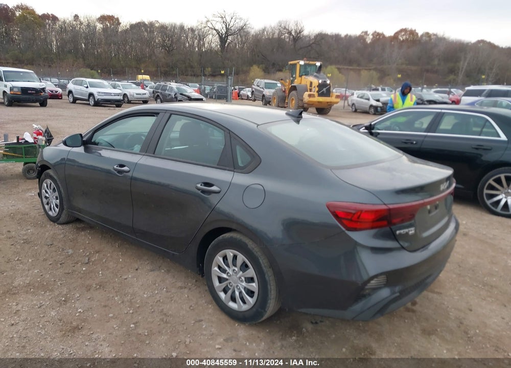 2023 KIA FORTE VIN: 3KPF24AD1PE647523