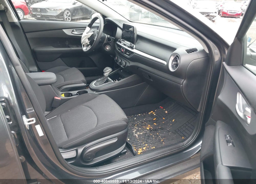 2023 KIA FORTE VIN: 3KPF24AD1PE647523