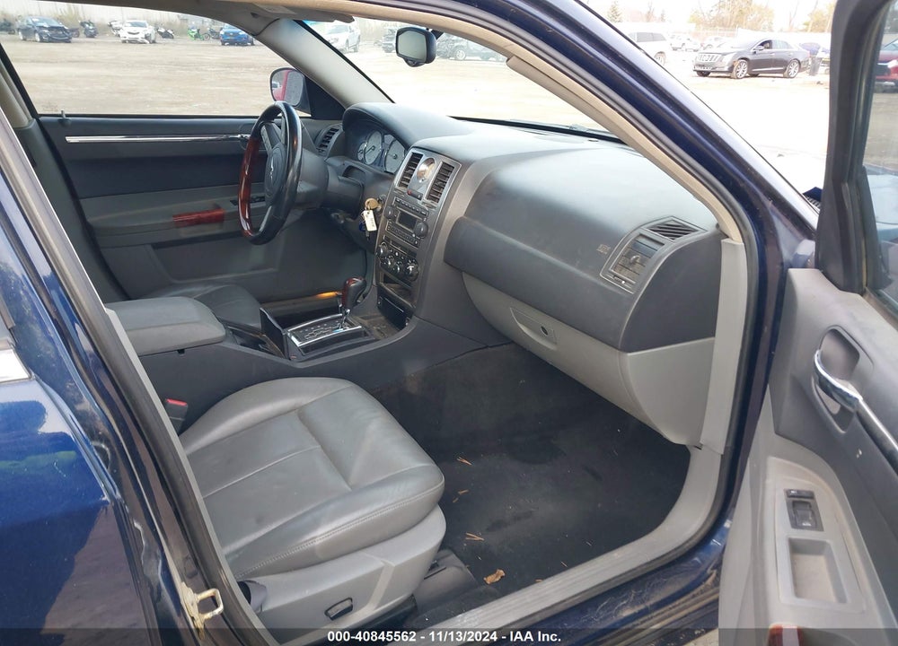 2005 CHRYSLER 300 TOURING VIN: 2C3JA53G65H176159