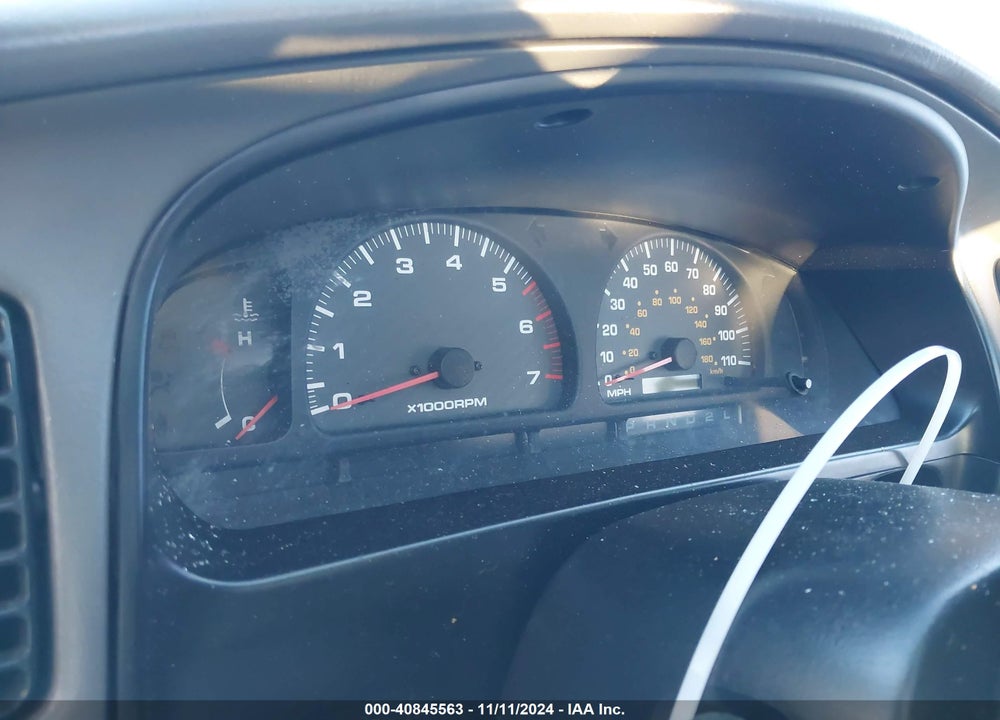 2002 TOYOTA 4RUNNER SR5 V6 VIN: JT3GN86R720244546