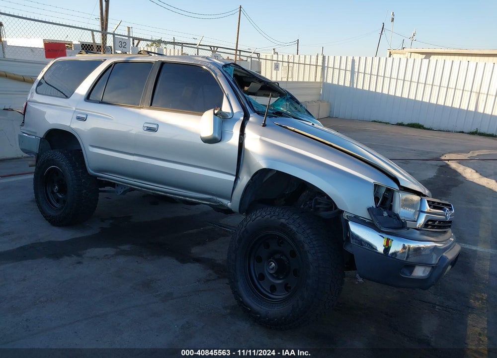 2002 TOYOTA 4RUNNER SR5 V6 VIN: JT3GN86R720244546
