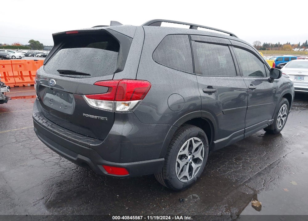 2021 SUBARU FORESTER VIN: JF2SKAJC6MH522822