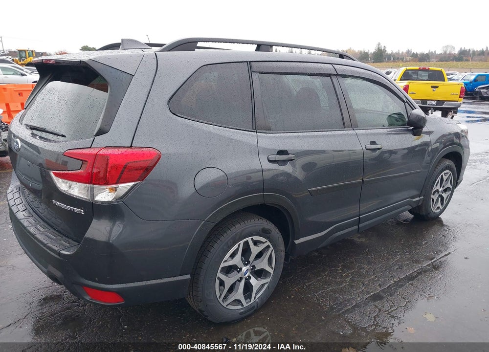 2021 SUBARU FORESTER VIN: JF2SKAJC6MH522822