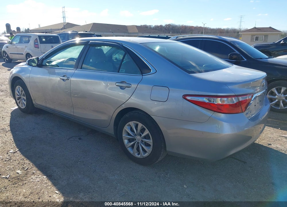 2017 TOYOTA CAMRY LE VIN: 4T1BF1FK2HU322905