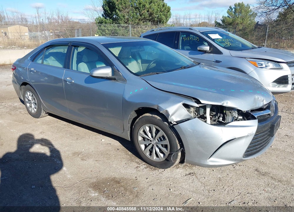 2017 TOYOTA CAMRY LE VIN: 4T1BF1FK2HU322905
