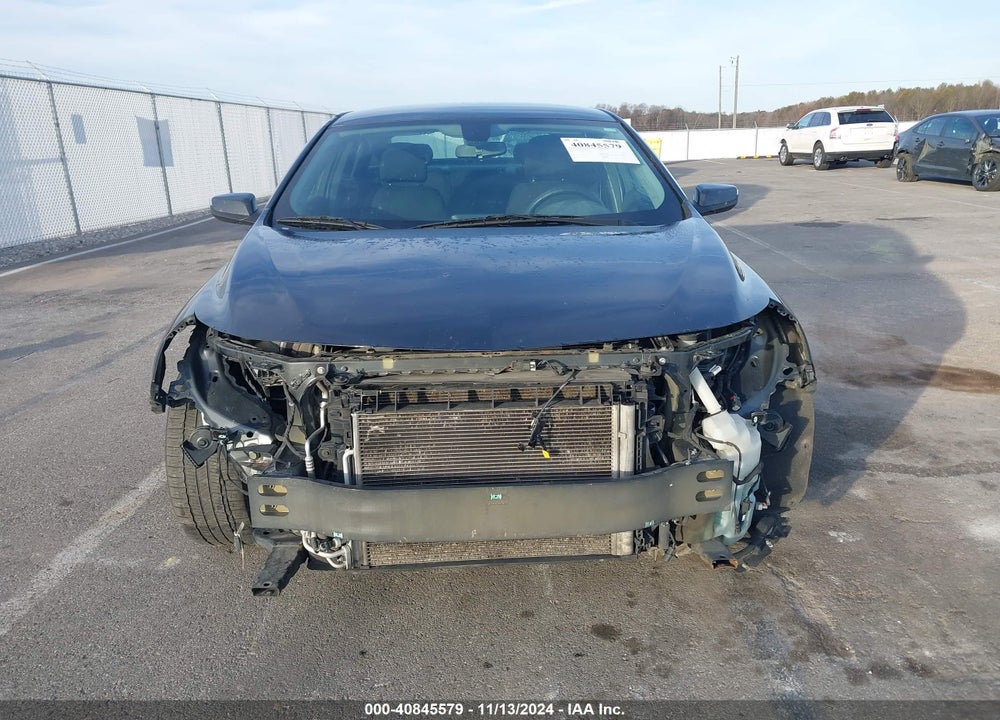 2018 CHEVROLET MALIBU LT VIN: 1G1ZD5STXJF137728