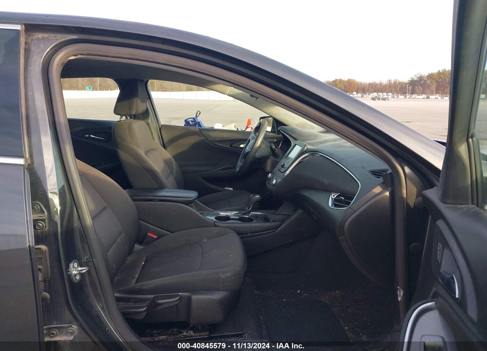 2018 CHEVROLET MALIBU LT VIN: 1G1ZD5STXJF137728