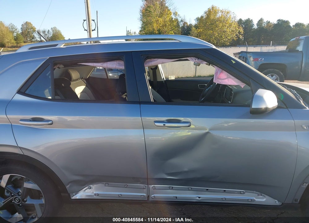 2024 HYUNDAI VENUE SEL VIN: KMHRC8A31RU333993