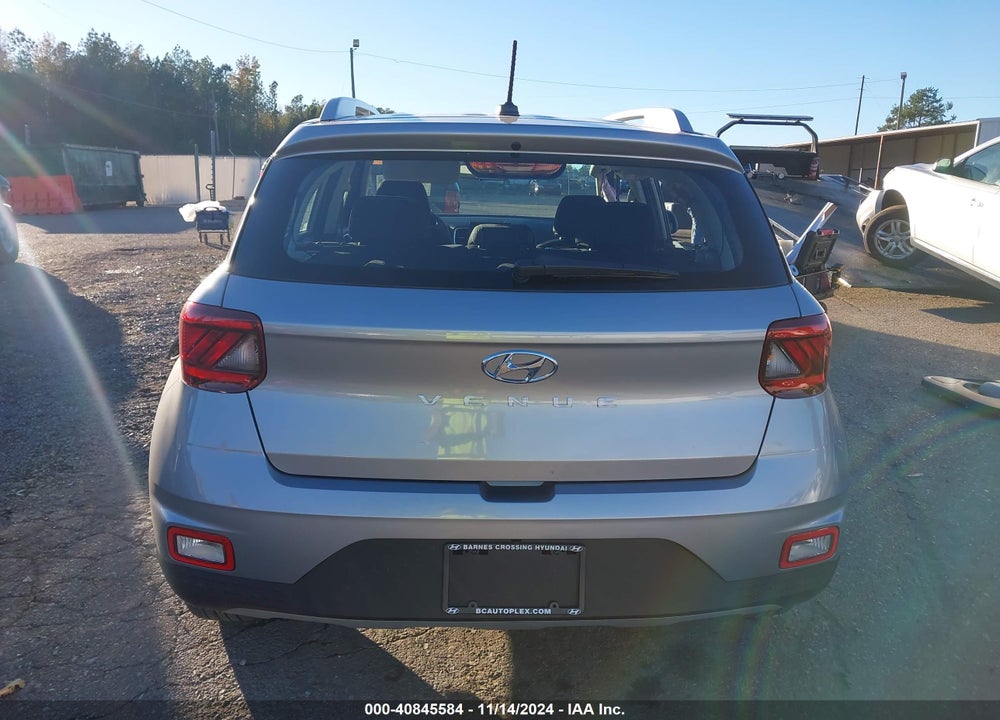 2024 HYUNDAI VENUE SEL VIN: KMHRC8A31RU333993