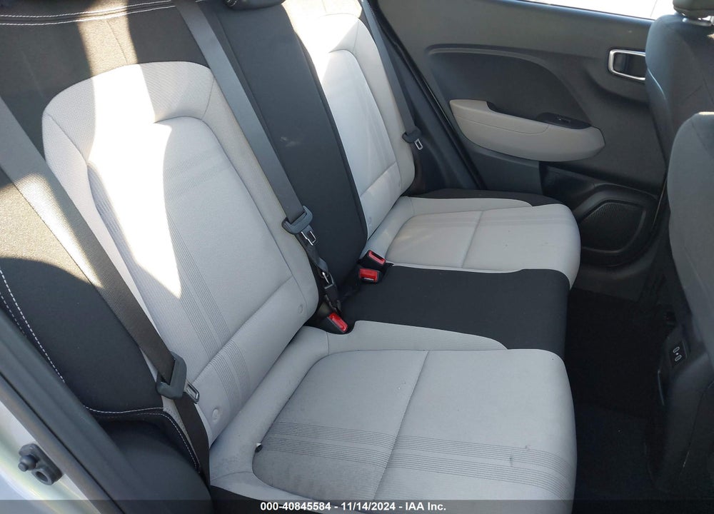 2024 HYUNDAI VENUE SEL VIN: KMHRC8A31RU333993