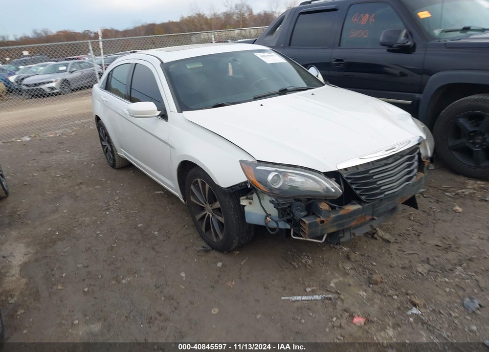2012 CHRYSLER 200 S VIN: 1C3CCBHG1CN234807
