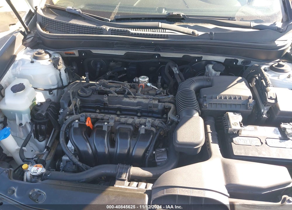 2014 HYUNDAI SONATA GLS VIN: 5NPEB4AC0EH910208