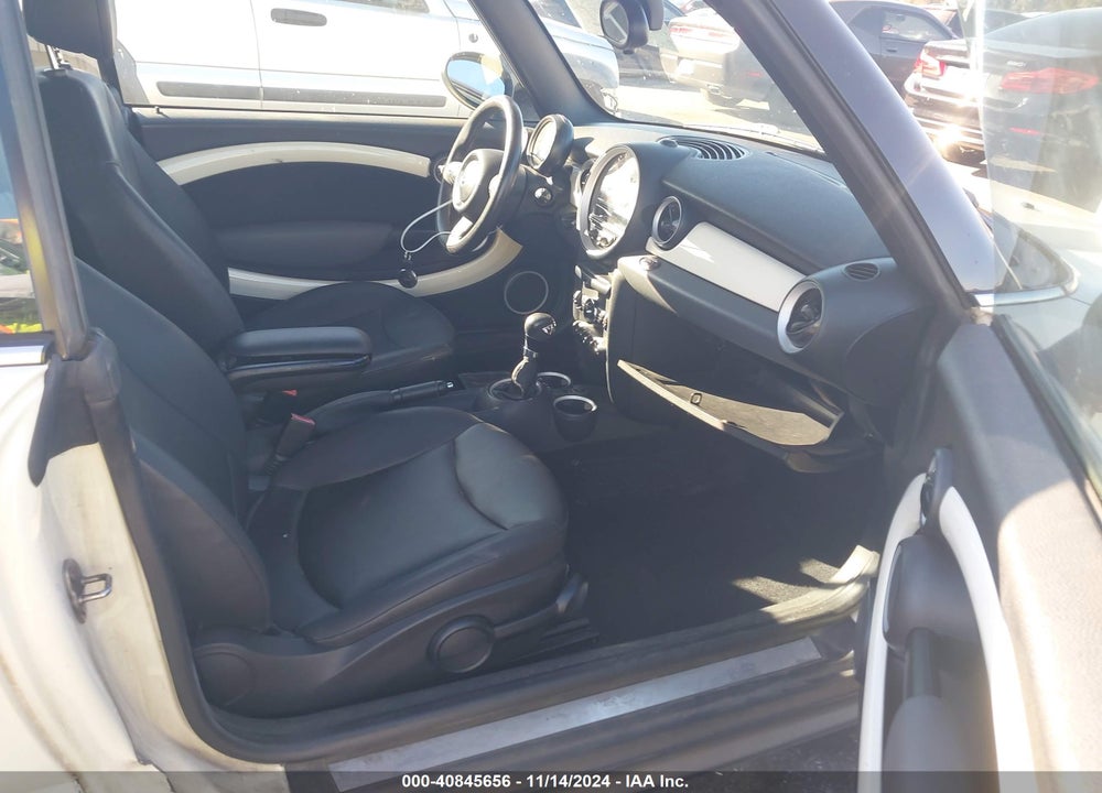 2012 MINI COOPER VIN: WMWZN3C53CT133949