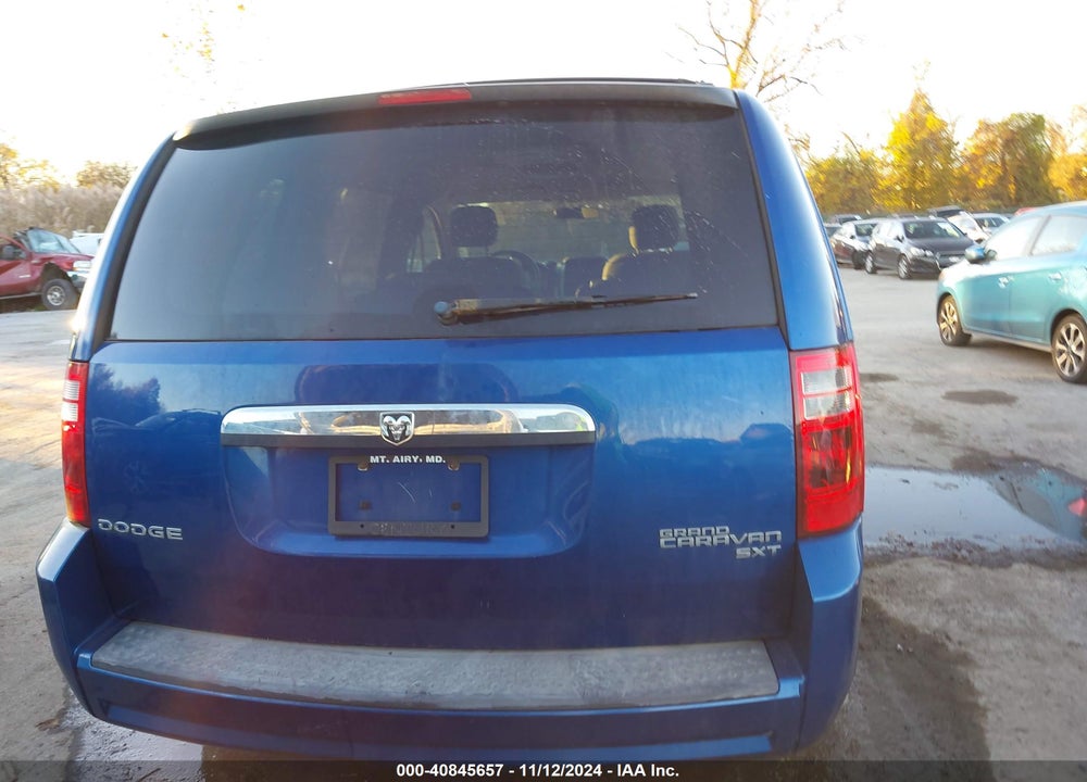 2010 DODGE GRAND CARAVAN SXT VIN: 2D4RN5D18AR205262