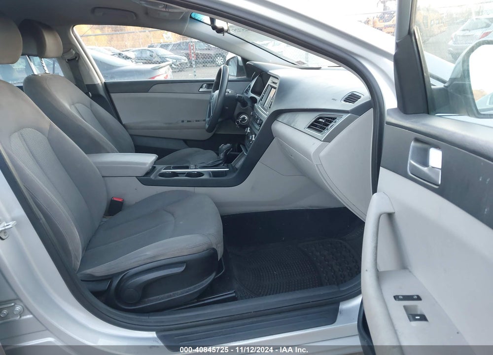 2016 HYUNDAI SONATA VIN: 5NPE24AF3GH369524