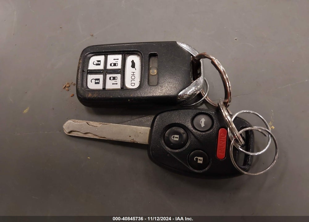 2015 HONDA ODYSSEY EX-L VIN: 5FNRL5H63FB131485