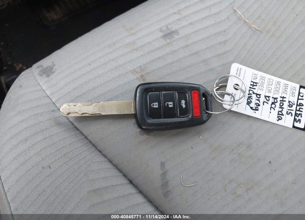 2015 HONDA ACCORD VIN: 1HGCR2F34FA001737