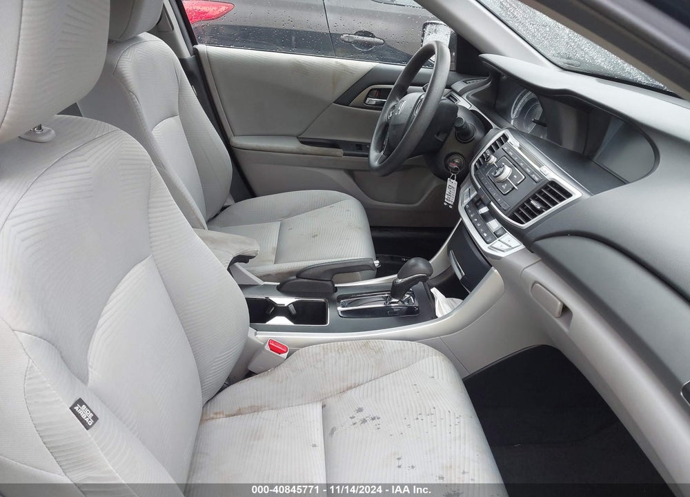 2015 HONDA ACCORD VIN: 1HGCR2F34FA001737