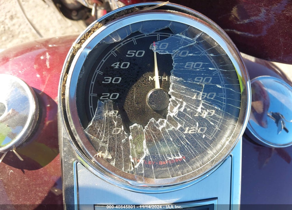 2014 HARLEY-DAVIDSON FLHR ROAD KING VIN: 1HD1FBM12EB602720