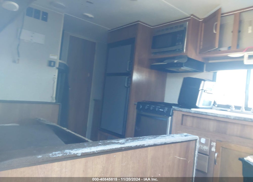2018 KEYSTONE SPRINGDALE VIN: 4YDT26027JG100047