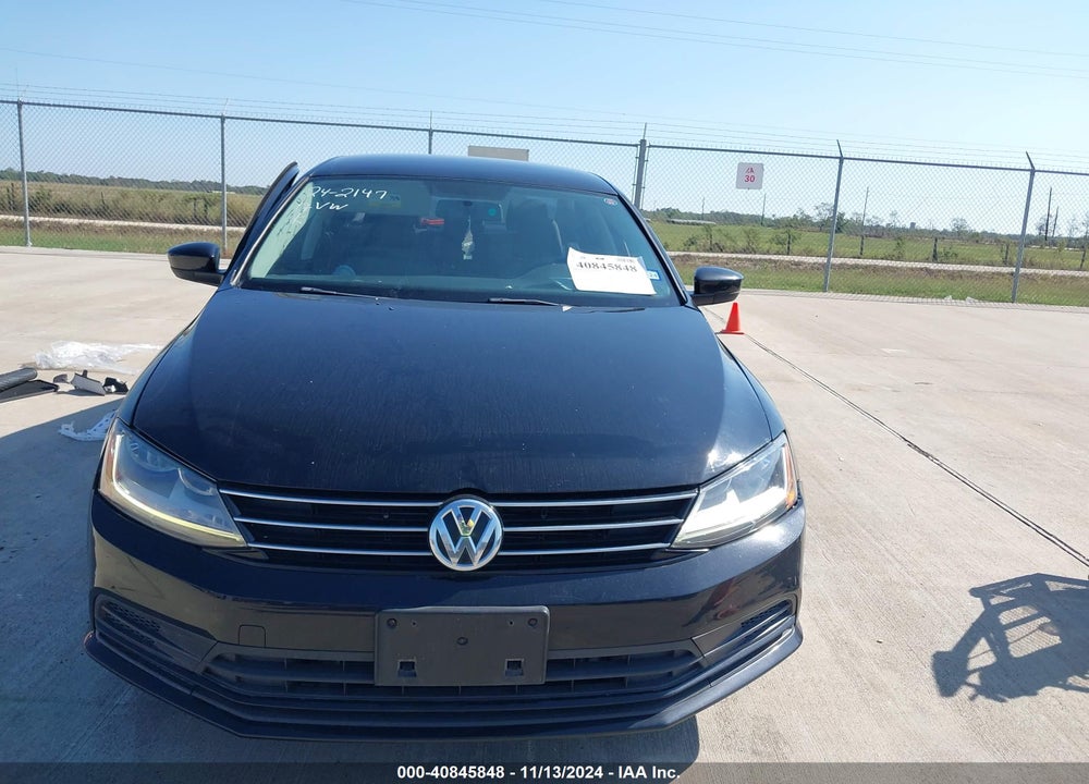 2018 VOLKSWAGEN JETTA 1.4T S VIN: 3VW2B7AJXJM229493