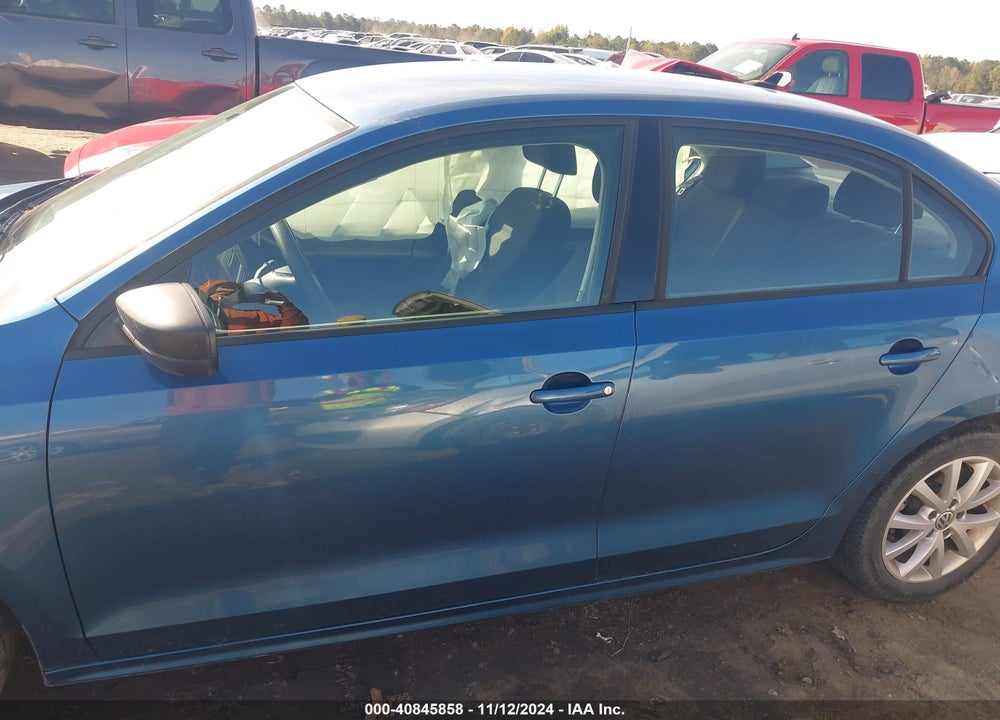2015 VOLKSWAGEN JETTA 1.8T SE VIN: 3VWD17AJ2FM234593