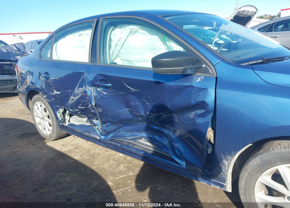 2015 VOLKSWAGEN JETTA 1.8T SE VIN: 3VWD17AJ2FM234593
