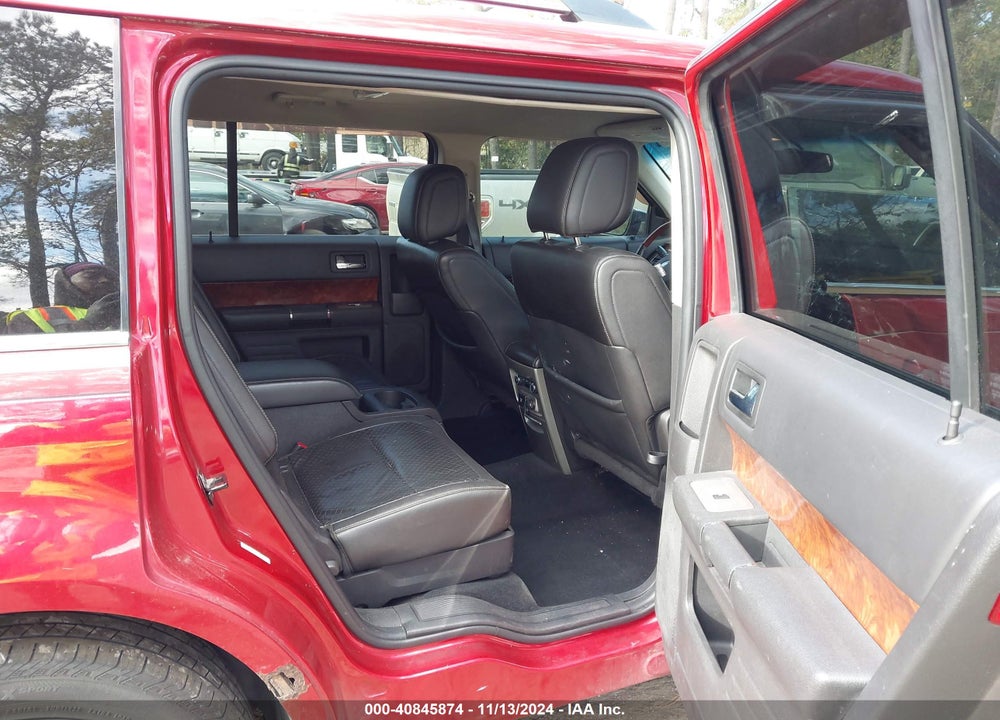 2010 FORD FLEX LIMITED VIN: 2FMHK6DT6ABA10385