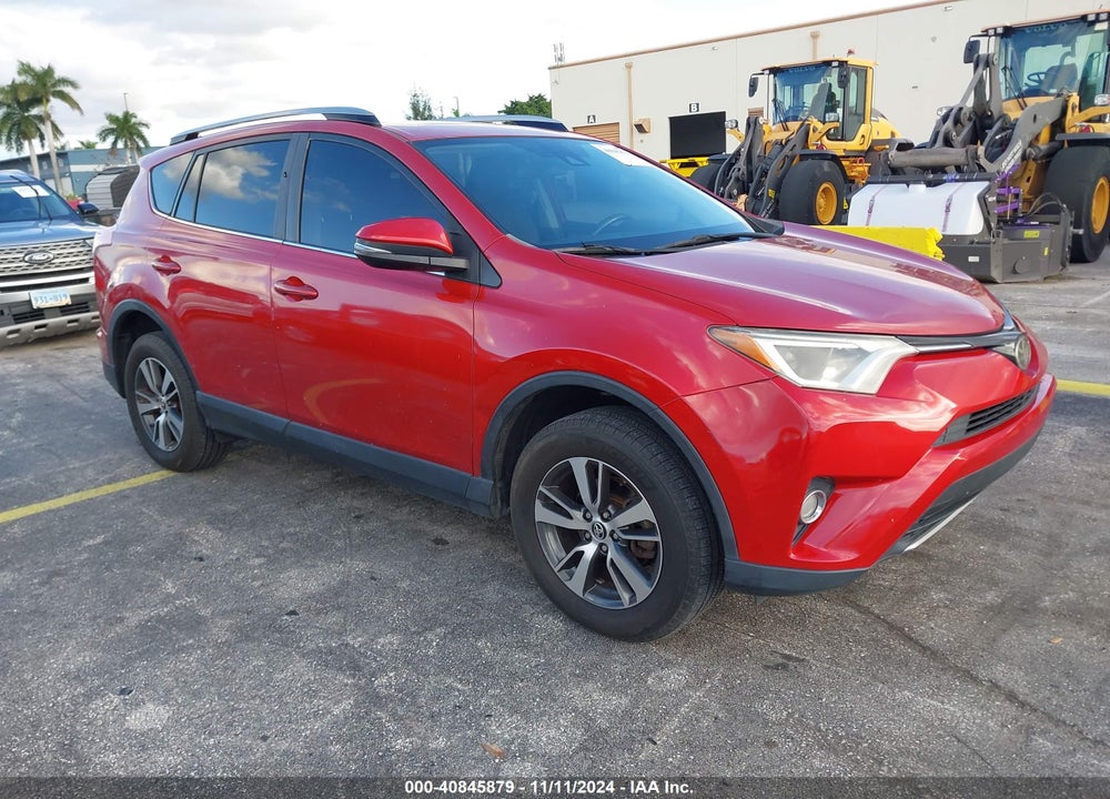 2017 TOYOTA RAV4 XLE VIN: JTMWFREV2HJ134807