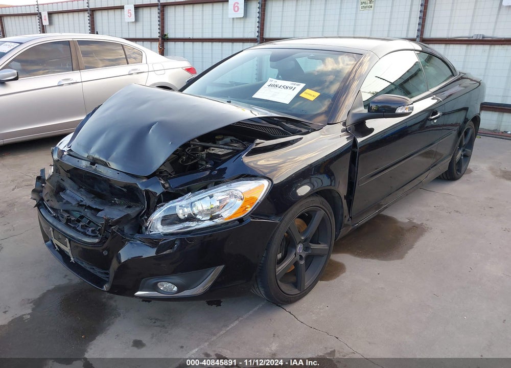 2012 VOLVO C70 VIN: YV1672MCXCJ130818