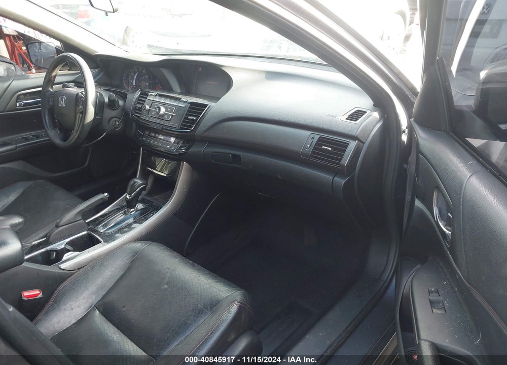 2017 HONDA ACCORD SPORT SE VIN: 1HGCR2F10HA119334