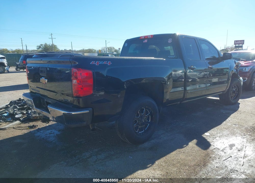 2017 CHEVROLET SILVERADO 1500 1LT VIN: 1GCVKREH4HZ125674
