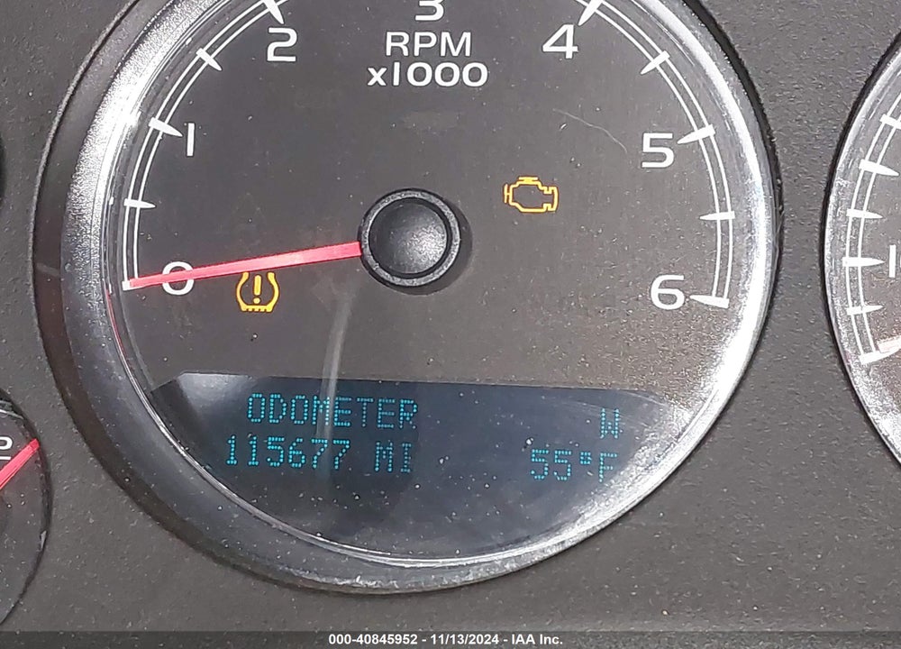 2010 CHEVROLET TAHOE LT VIN: 1GNMCBE36AR246191