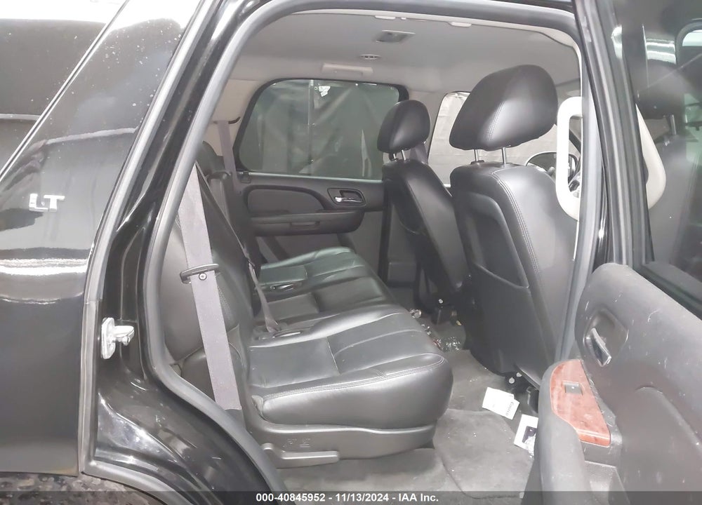 2010 CHEVROLET TAHOE LT VIN: 1GNMCBE36AR246191